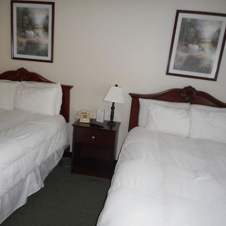 Highlander Motor Inn Арлингтън Екстериор снимка